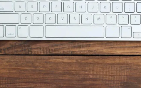 brown-desk-banner